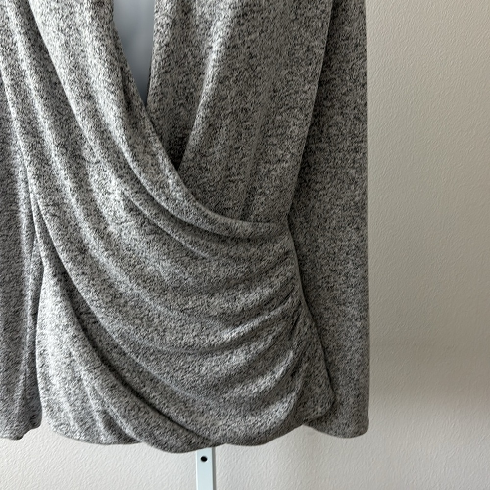 Tahari Sweater L Draped Surplice Front Modern Boho Sultry Minimalist Street Chic - Picture 8 of 15
